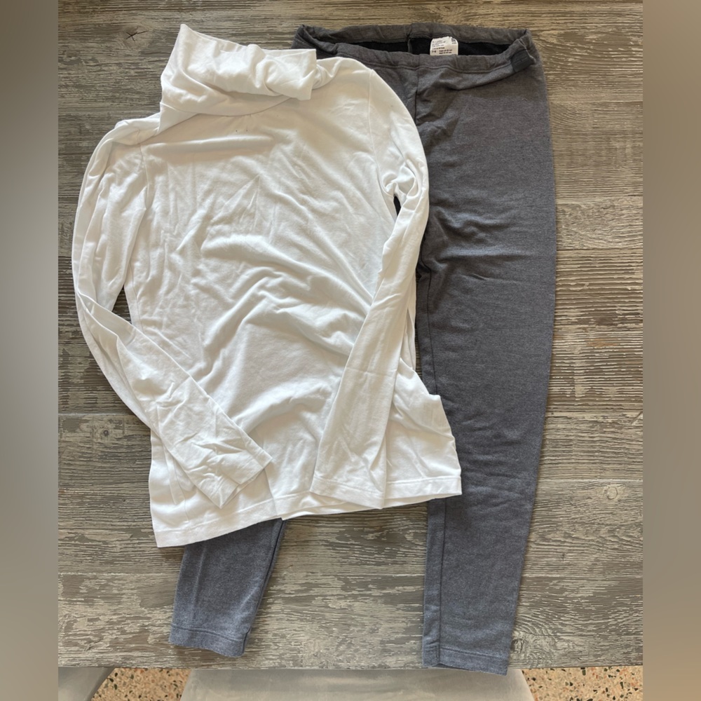 Uniqlo heattech white turtleneck (9-10) and extra warm gray leggings (7-8)